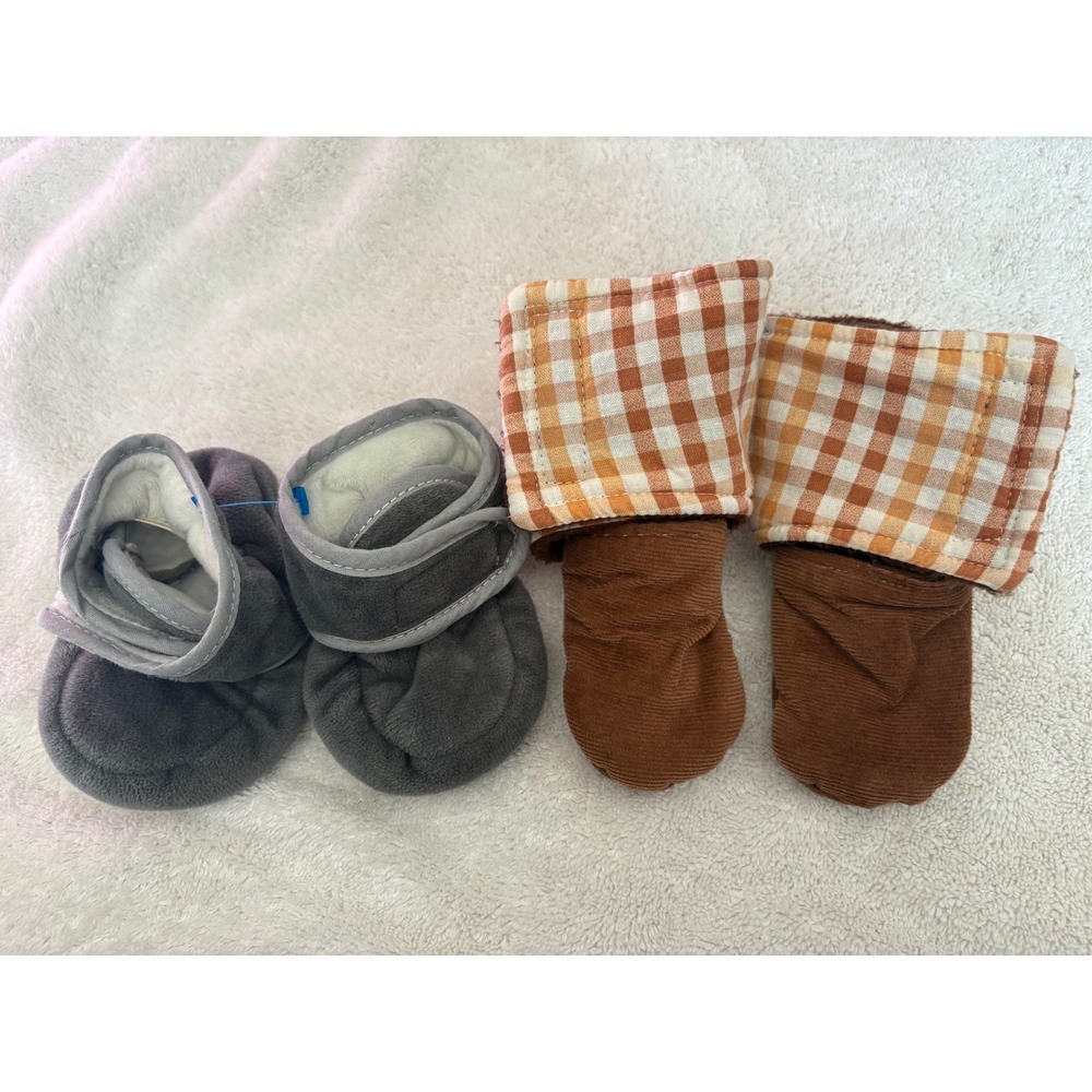 Gouda Baby Booties Bundle Grey Fleece & Brown Corduroy Gingham Check Size 2/3